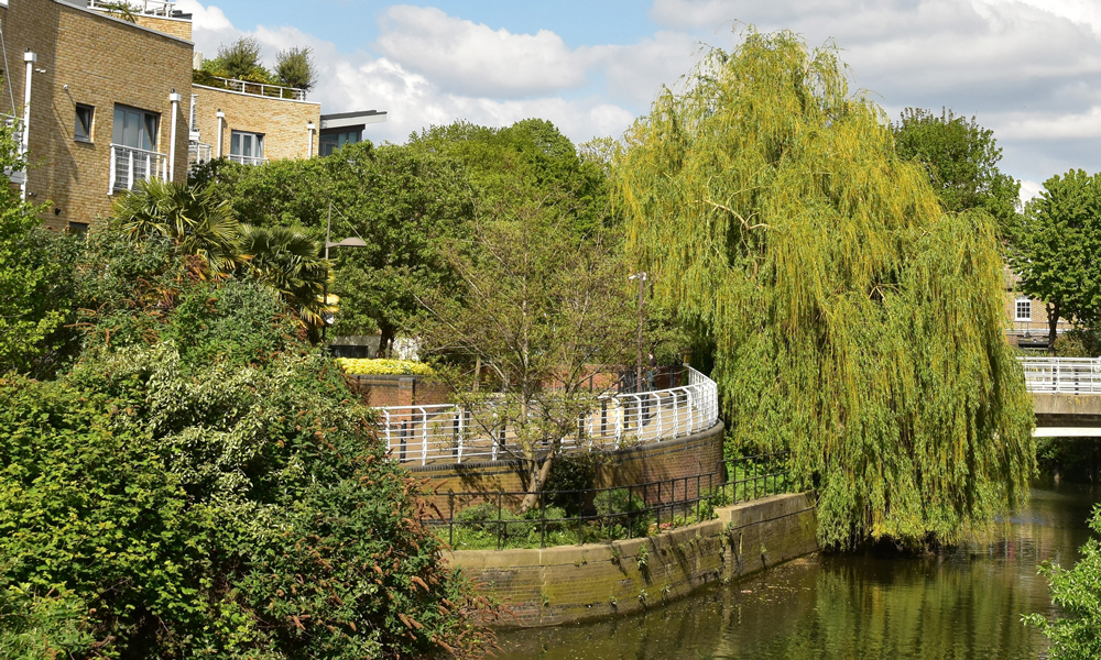Quilliam Independent Estate Agents in Brentford